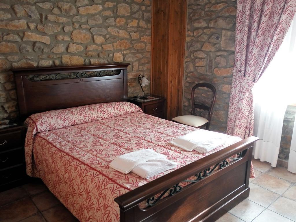 Hotel Rural La Piedra Arija Eksteriør bilde